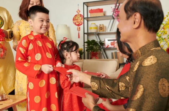 Lì xì Tết