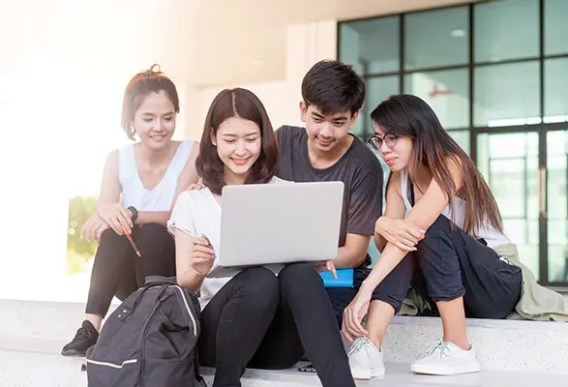 Kiếm 1 tỷ trước tuổi 30: Chiến lược tài chính dành cho người trẻ 3 Gen Z tư duy tài chính