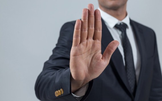 Từ chối khéo những người vay có "lịch sử" nợ xấu