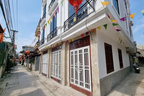 Đầu tư bất động sản: Cơ hội và thách thức trong năm 2025 2 Đầu tư nhà đất