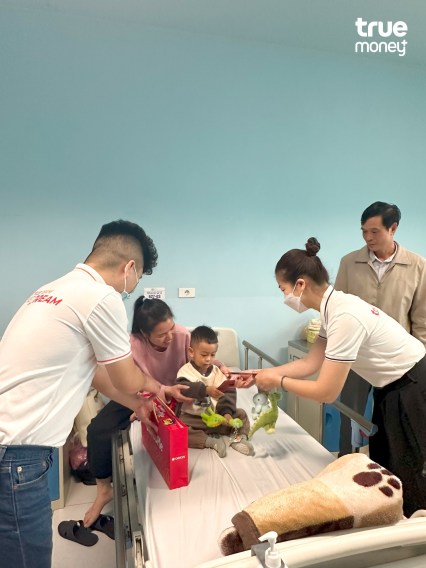 TrueMoney+ lan tỏa yêu thương, trao 100 suất quà Tết tại Bệnh viện Nhi Trung ương dịp đầu xuân 4 Lan tỏa yêu thương
