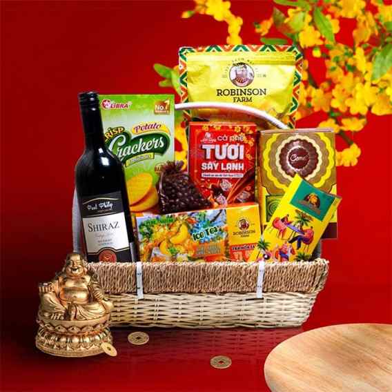 Top 6 ý tưởng kinh doanh dịp Tết 2026 lợi nhuận cao 2 Giỏ quà Tết