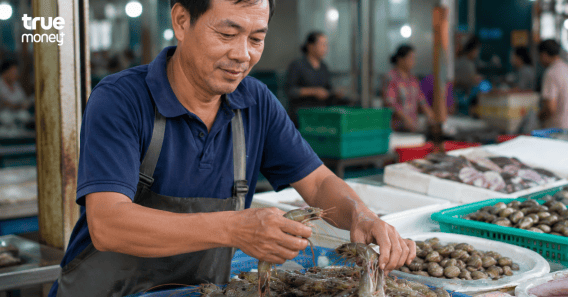 Anh Minh vay bằng đăng ký xe máy tại TrueMoney+